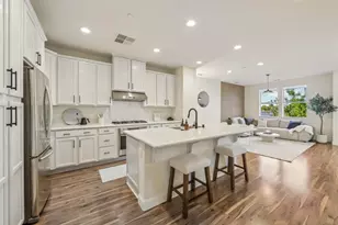 391 Charles Morris Ter, Sunnyvale, CA 94085 - Photo 9