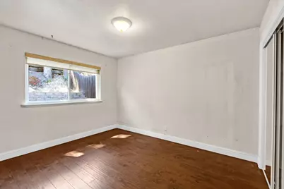 141 Pecks Ln, South San Francisco, CA 94080 - Photo 9
