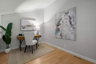 19626 Vineyard Ln, Saratoga, CA 95070 - Photo 21