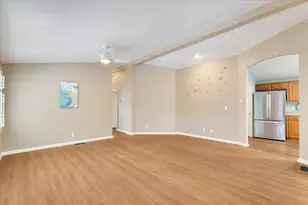 300 Plum St 77, Capitola, CA 95010 - Photo 9