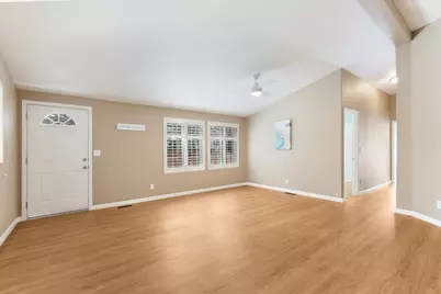 300 Plum St 77, Capitola, CA 95010 - Photo 11