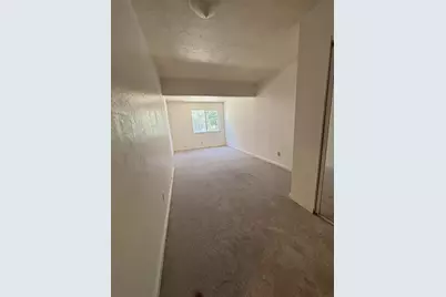1195 Spiro Dr, San Jose, CA 95116 - Photo 13