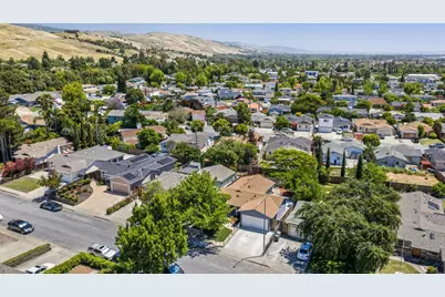 448 Greathouse Dr, Milpitas, CA 95035 - Photo 45