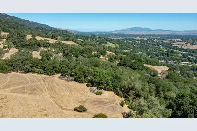 8272 Sassafras Ct, Pleasanton, CA 94566 - Photo 9