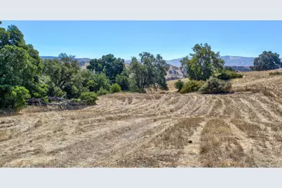 8272 Sassafras Ct, Pleasanton, CA 94566 - Photo 3