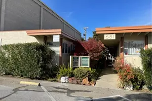 681 Oak Grove Ave D, Menlo Park, CA 94025 - Photo 1