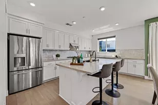 29272 Hub Ln, Hayward, CA 94544 - Photo 13
