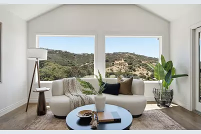 66 Club Dr, San Carlos, CA 94070 - Photo 9