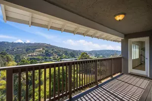 66 Club Dr, San Carlos, CA 94070 - Photo 23