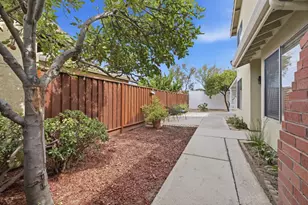 2518 Edgefield Ct, San Jose, CA 95122 - Photo 41