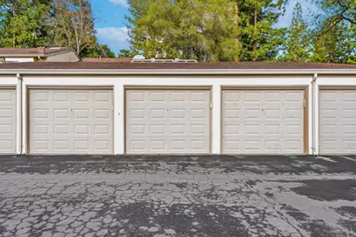 19124 Vineyard Ln, Saratoga, CA 95070 - Photo 31