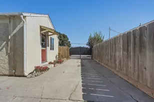 818 East St, Salinas, CA 93905 - Photo 21