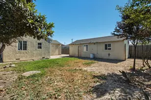 818 East St, Salinas, CA 93905 - Photo 25