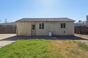 818 East St, Salinas, CA 93905 - Photo 27