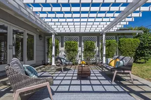 947 Glennan Dr, Redwood City, CA 94061 - Photo 25