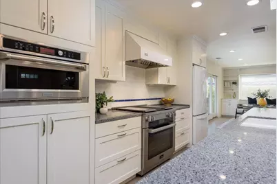 947 Glennan Dr, Redwood City, CA 94061 - Photo 11