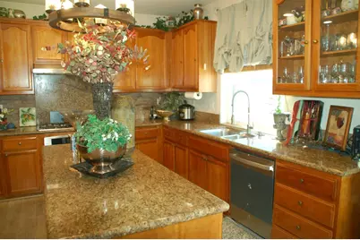 Tulloch Dr, Tracy, CA 95304 - Photo 15
