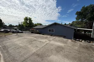 1625 Palm Dr, Lakeport, CA 95453 - Photo 3