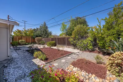 1657 Nightingale Ave, Sunnyvale, CA 94087 - Photo 23