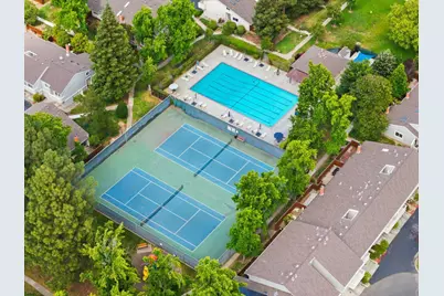 10977 Northseal Sq, Cupertino, CA 95014 - Photo 29