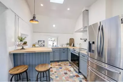 10095 Monterey Rd, Gilroy, CA 95020 - Photo 11