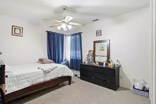725 Everest St, Los Banos, CA 93635 - Photo 9