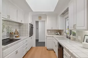 5618 W Walbrook Dr, San Jose, CA 95129 - Photo 43
