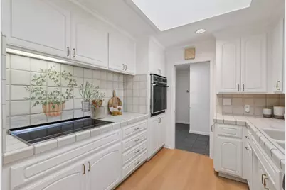 5618 W Walbrook Dr, San Jose, CA 95129 - Photo 45
