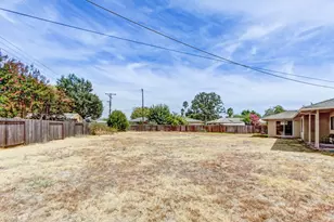 2724 Doris Ct, Carmichael, CA 95608 - Photo 33