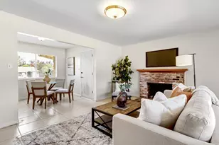 2724 Doris Ct, Carmichael, CA 95608 - Photo 17