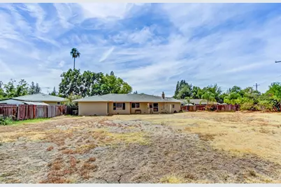 2724 Doris Ct, Carmichael, CA 95608 - Photo 35