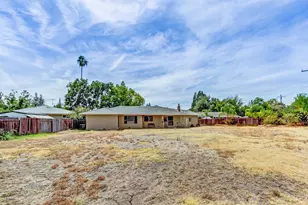 2724 Doris Ct, Carmichael, CA 95608 - Photo 35