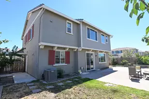 305 E Forsythia Way, Mountain House, CA 95391 - Photo 13