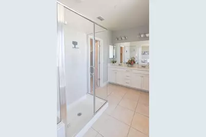 305 E Forsythia Way, Mountain House, CA 95391 - Photo 21