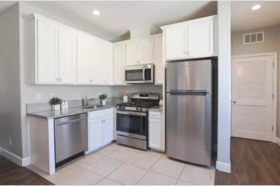 305 E Forsythia Way, Mountain House, CA 95391 - Photo 25