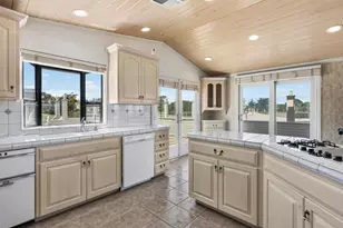 202 Watson St, Monterey, CA 93940 - Photo 15