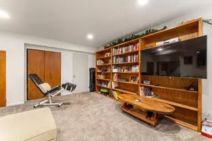 11081 Enchanto Vista Dr, San Jose, CA 95127 - Photo 17