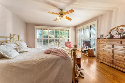 11081 Enchanto Vista Dr, San Jose, CA 95127 - Photo 25