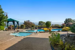 11081 Enchanto Vista Dr, San Jose, CA 95127 - Photo 25