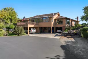 11081 Enchanto Vista Dr, San Jose, CA 95127 - Photo 3