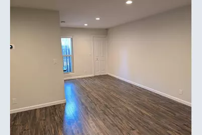 225 Red Oak Dr N, Sunnyvale, CA 94086 - Photo 17