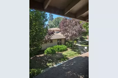 225 Red Oak Dr N, Sunnyvale, CA 94086 - Photo 31