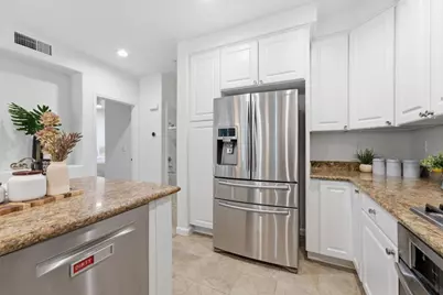 359 Bautista Pl, San Jose, CA 95126 - Photo 17