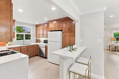 126 Kelton Ave, San Carlos, CA 94070 - Photo 13