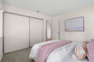 210 Damsen Dr, San Jose, CA 95116 - Photo 37