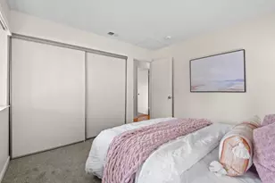 210 Damsen Dr, San Jose, CA 95116 - Photo 37