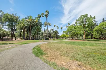 210 Damsen Dr, San Jose, CA 95116 - Photo 63