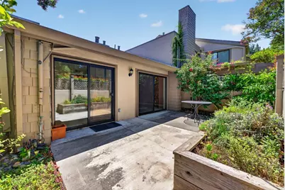1579 Whiterock Cir, San Jose, CA 95125 - Photo 33