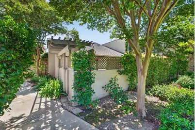 1579 Whiterock Cir, San Jose, CA 95125 - Photo 37