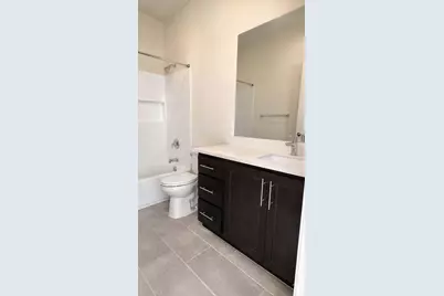7313 Umberto Pl, Tracy, CA 95377 - Photo 9